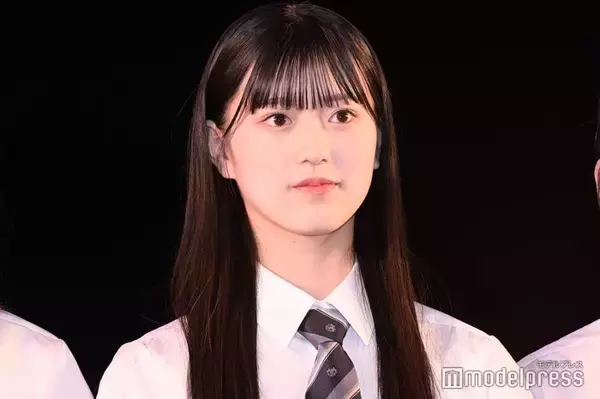 AKB48初“研究生センター”、クリスマスディズニーで美脚輝く「憧れのスタイル」「天使」と絶賛