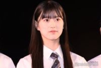 AKB48初“研究生センター”、クリスマスディズニーで美脚輝く「憧れのスタイル」「天使」と絶賛