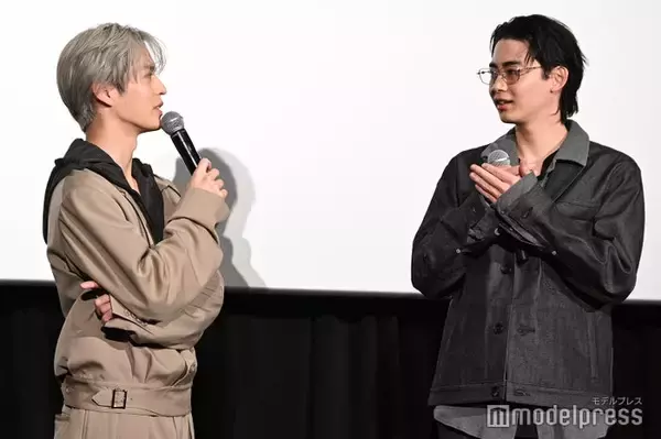 奥野壮＆豊田裕大、カットかかった瞬間に2人でツッコんだキスシーンとは【コスメティック・プレイラバー Season2】