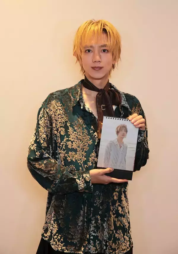 駒木根葵汰、カレンダーでは“進化”を意識 今後の抱負も「自分を信じてとにかく突き進みたい」【駒木根葵汰 2026カレンダー】