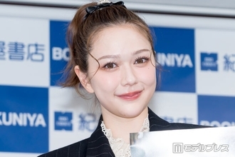 村重杏奈、舌ペロ幼少期ショット公開「面影ある」「髪くるくるで可愛い」と反響