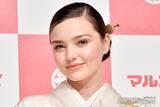 「ミランダ・カー、圧倒的美脚際立つミニワンピ姿に絶賛の声「完璧なスタイル」「女神降臨」」の画像1