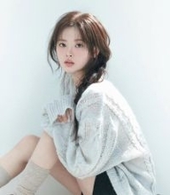 韓国女優・ハン・スア、aespaカリナ＆ITZYリュジンとの沖縄旅へ 水着姿＆満喫ショット披露「変装してないのびっくり」「休暇で日本来てたの？」