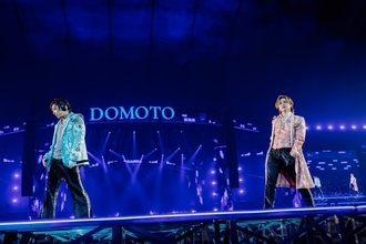 DOMOTO堂本光一＆堂本剛、ライブなのに“漫談”止まらず「ACEesじゃなくていいんですか？」「最近僕らを知ってくれた人は漫才師だと思ってるかも」【MCレポート／DOMOTO Concert 2026 ～Stay with me～】