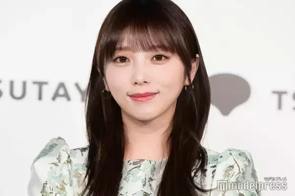 元乃木坂46与田祐希、オフ感溢れる愛猫柄パジャマ姿に反響「透明感がすごい」「癒やされる」