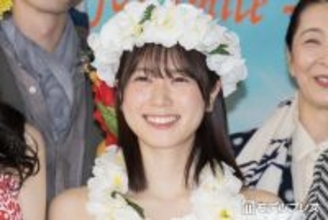 元日向坂46丹生明里、美ウエスト際立つ衣装ショット披露「スタイル抜群で憧れる」「綺麗」