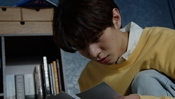 タイBLリメイクドラマ、カップル誕生までの経緯明らかに 並行世界の真実に反響「腑に落ちた」「聞いたことないアプローチ」【The Boy Next World】