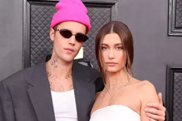 ジャスティン・ビーバー、妻・ヘイリーとの寿司作りデート公開「上裸で握ってるの斬新」「本格的ですごい」と反響