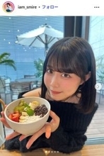 「今日好き」表すみれ、ショーパン×ロングブーツで脚線美披露「スタイル抜群」「着こなし素敵」の声