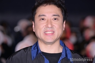 ムロツヨシ、つけまつ毛装着でギャル風に変身「一瞬誰かと」「目の形が綺麗」と驚きの声