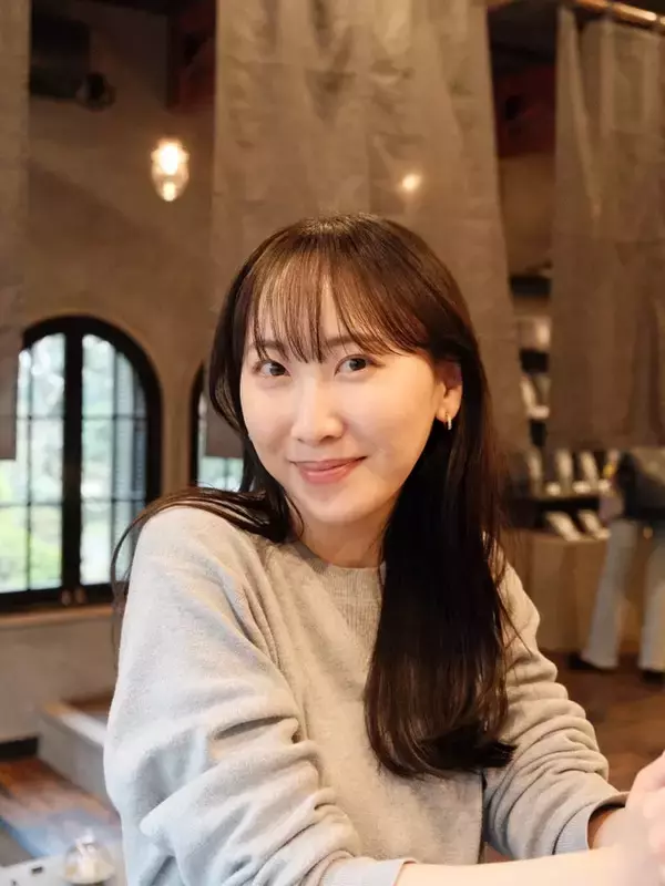 元AKB48仁藤萌乃、結婚発表 夫との密着ショット＆ウエディングドレス姿公開「一緒にいると安心できる大切な存在」