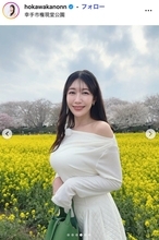 “身長170cm”美人気象予報士「夏の思い出写真」プールで美脚＆美スタイル際立つ「脚に目がいっちゃう」「色っぽすぎる」と反響