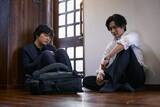 「【「田鎖ブラザーズ」考察まとめ】ふみ（仙道敦子）が言いかけた言葉・晴子（井川遥）の正体・小池（岸谷五朗）の薬指…最終回前にチェックしたいもっちゃん（山中崇）以外の真犯人説「壮大な伏線だったのかも」」の画像1