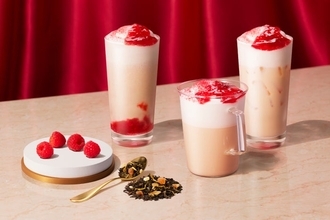 スタバ“ジョイフルメドレー×ラズベリー”の新フラペ&ラテ、全国24のティー特化型店舗に登場