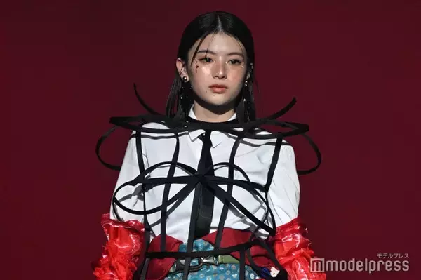 出口夏希、抜群スタイルでオーラ発揮【TGC広島2025】