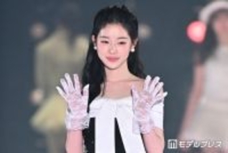 “韓国人インフルエンサー”ユ・ヘウォン、ほっそり美脚際立つミニワンピ姿 気品漂うランウェイ披露【関コレ2026S/S】