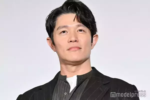 「リブート」鈴木亮平、“身長差6cm”同一人物演じる松山ケンイチの撮影秘話「徹底してる」「違和感なかった理由に納得」の声