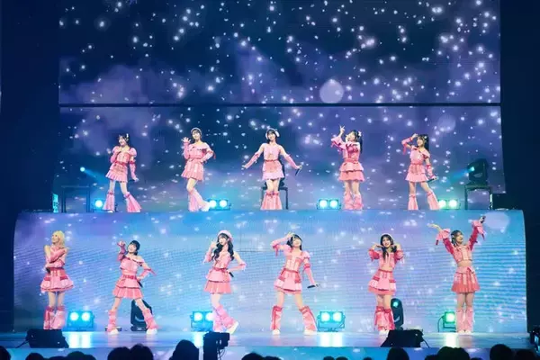 ≠ME、“サプライズづくし”初のアリーナツアー開幕 主演ドラマ決定＆新曲5曲も初披露「本当に夢みたい」