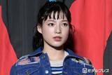 「石井杏奈、フリルミニワンピで美脚披露「色白で眩しい」「ガーリーコーデ新鮮」と絶賛の声」の画像1