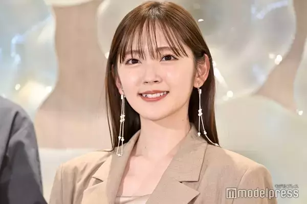 鈴木愛理、2パターンのスポーティーコーデ披露 ミニ丈トップス姿に「スタイル良すぎ」「引き締まってる」と反響