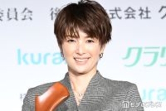 吉瀬美智子「秋までに髪を伸ばす予定」新ヘアスタイル披露「世界一似合う」「柔らかな雰囲気も素敵」と反響
