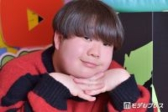 夜のひと笑い・こう、復縁恋人と寄り添いUSJデートショット公開「お似合い」「撮影がめちゃくちゃ上手」の声
