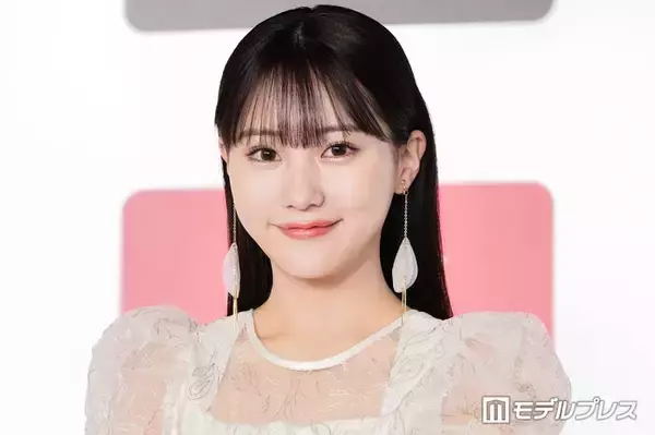 田中美久、ミニ丈から美脚全開「スタイル良すぎ」「可愛いとクールのバランスが神」