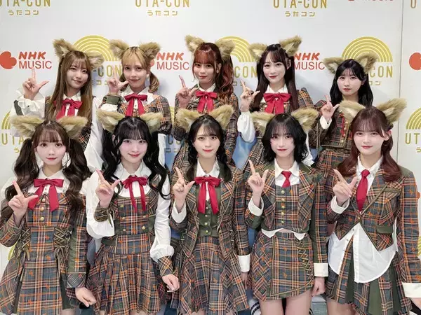 ＝LOVE、キュートな“オオカミ衣装”が話題「うたコン」生出演で人気曲「ラブソングに襲われる」披露