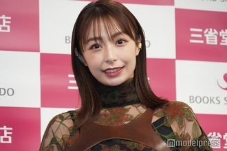 宇垣美里、幼少期ショット公開に反響「お顔が完成してる」「おめめパッチリ」