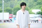 「【Tシャツが乾くまで  第8話】充（松山ケンイチ）、4人の“容疑者”招集 咲子（蒼井優）の知られざる一面に迫る」の画像1