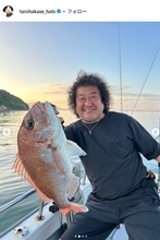 葉加瀬太郎、娘の27歳誕生日で顔出し2ショット公開「美人すぎる」「理想の父親」の声