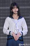 「櫻坂46村山美羽、ブラックコーデで色白美脚際立つ「大人の魅力」「似合いすぎです」と反響」の画像1