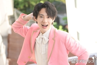 純烈弟分「モナキ」ケンケン、“虚無ピンク”の真相・アイドルオタ活事情・おヨネとはしご酒…読者の質問に全力回答【インタビュー連載Vol.6】