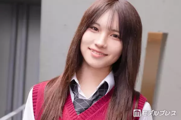 「今日好き」榊原樹里（じゅり）、短めトップスでへそピアス披露「美少女降臨してる」「ウエスト綺麗」の声