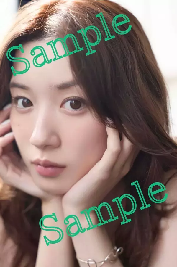 永野芽郁、飾らない“素”の姿見せる フォトカードビジュアル一挙解禁【MAGNOLIE】