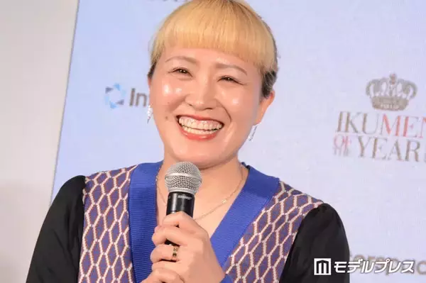丸山桂里奈「つけ麺スタイル」のアイスクリームアレンジに反響「その発想はなかった」「ド派手アイス最高」