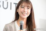 「1児の母・岡副麻希、娘と夫・蒲生尚弥選手を応援 家族3ショット公開「エピソードにほっこり」「笑顔が素敵」の声」の画像1