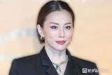 「米倉涼子、バレエ衣装姿で美デコルテ際立つ「ため息が出るほど美しい」「一瞬で世界観に引き込まれそう」と反響」の画像1
