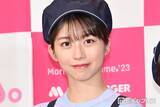 「卒業発表のモー娘。牧野真莉愛、美脚＆ウエスト輝く圧巻衣装姿にファン歓喜「スタイルがレベチ」「永遠の推し」」の画像1