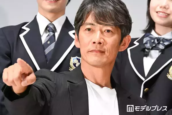 反町隆史「GTO」お姫様抱っこシーン裏側「うちのカミさんもよくやってたんだよね」発言に「名シーン思い出す」「理想の夫婦」と反響相次ぐ