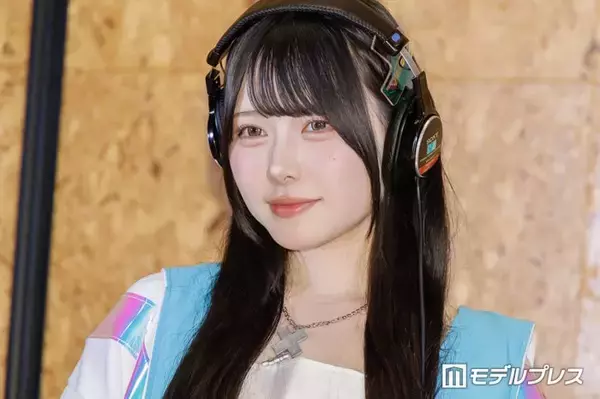 美人インフルエンサー・Mumeixxx、美脚際立つミニスカ沖縄満喫ショット公開「異次元の可愛さ」「スタイル良すぎる」の声