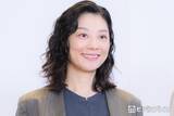 「小池栄子、火9初主演で未経験の“グレー”な役柄挑戦「大人なドラマができた」【さよならノワール】」の画像1