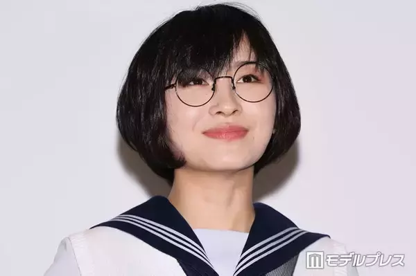 新しい学校のリーダーズ・SUZUKA、“丸刈り”加工ショットにファン騒然「びっくり」「小顔際立つ」