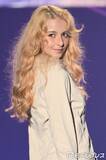 「中島健人の妹役で話題の嵐莉菜、ハイトーンヘアに「お人形さんみたい」「異次元」と絶賛の声【TGC松山2026】」の画像1