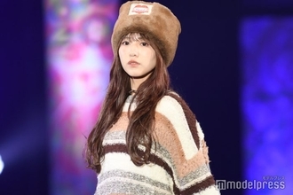 ≠ME蟹沢萌子、ミニ丈MV衣装姿に「完璧なスタイル」「美しすぎる」と反響