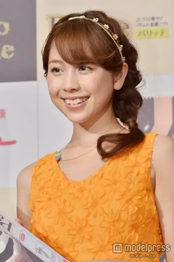 第3子妊娠中の鈴木あきえ、家族5人とのマタニティフォト公開「一生の宝物になる」「素敵過ぎる」の声