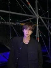 CNBLUEイ・ジョンシン、六本木でのプライベートショット公開「イルミネーションより輝いてる」「かっこよすぎ」と話題