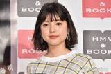 「川島海荷「ちょうど半年前に結婚式を挙げました」ウエディングドレス姿披露 夫は競泳・中村克選手」の画像1
