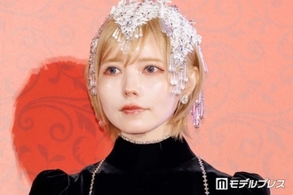 益若つばさ「髪の毛暗く長くしたよ！」雰囲気ガラリの新ヘアに反響「破壊力すごい」「美人度アップしてる」