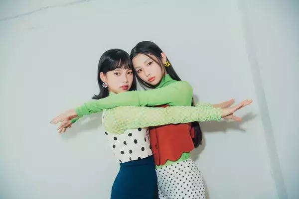 “大塚愛プロデュース”現役女子高生2人組・Pasmalって？オーディションで出会いユニット結成 3度目で掴み取ったデビュー「心が折れそうになった瞬間もたくさんあった」【注目の人物】